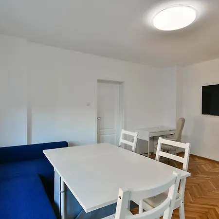 Apartment 3br With Parking Nearby Opera *