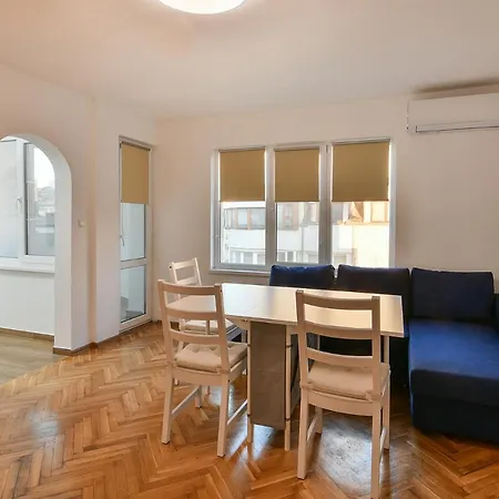 3br With Parking Nearby Opera * Varna