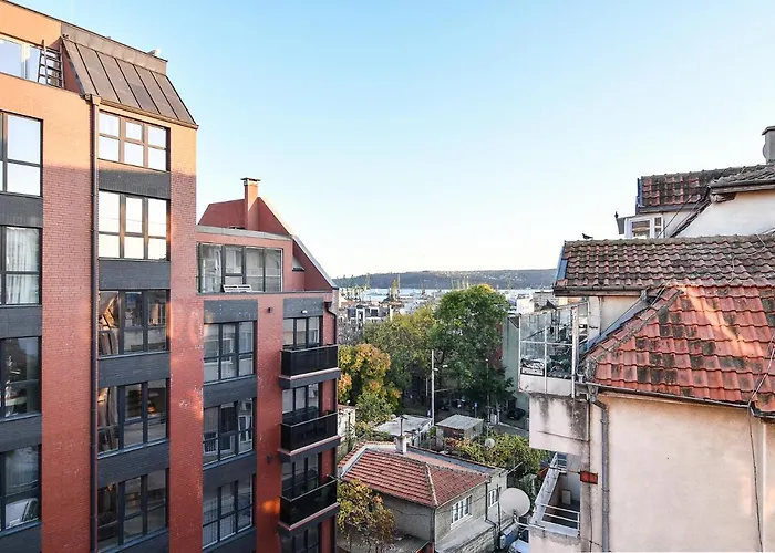 3br With Parking Nearby Opera * Варна